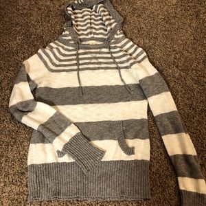 Grey and white sweatshirt